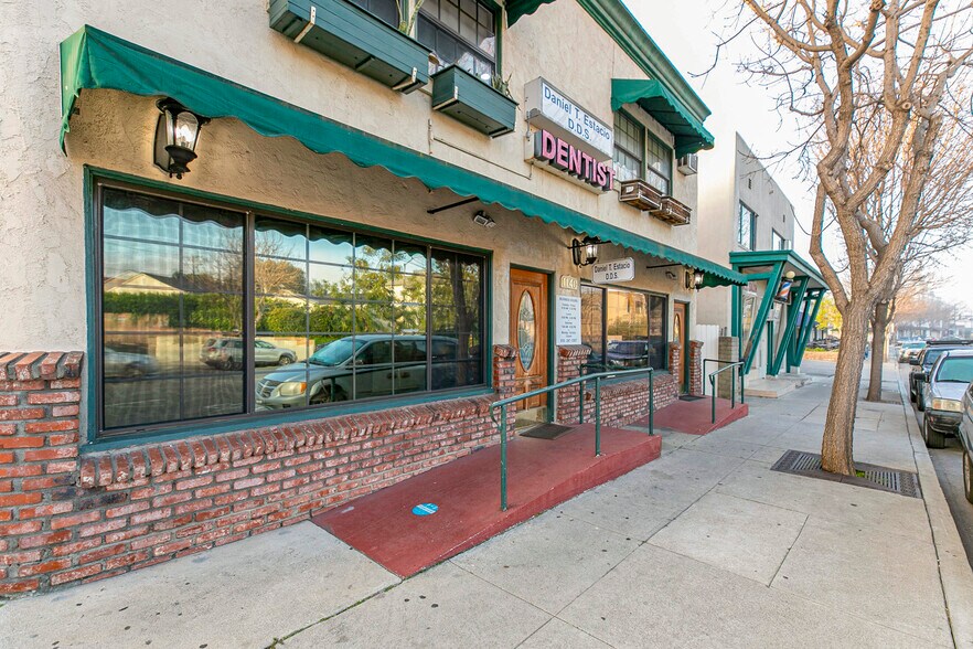 More Photos Of 1140 E Chevy Chase Dr, Glendale Office Residential For Sale