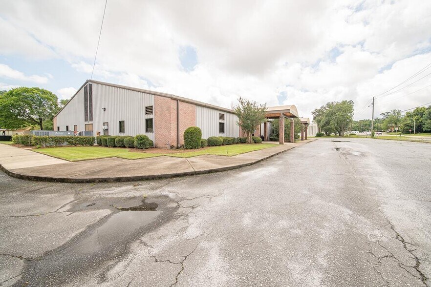 More Photos Of 1610 Opelika Rd, Phenix City Medical For Sale