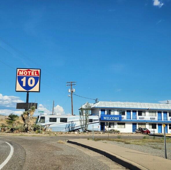 Primary Photo Of 1202 Pyramid St, Lordsburg Hotel For Sale