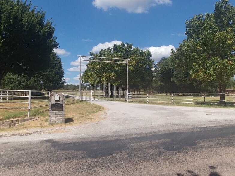 More Photos Of 572 County Road 3799, Paradise Land For Sale