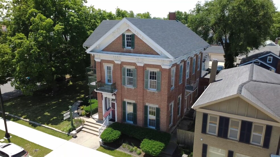 Primary Photo Of 314 W Main St, Troy Coworking Space