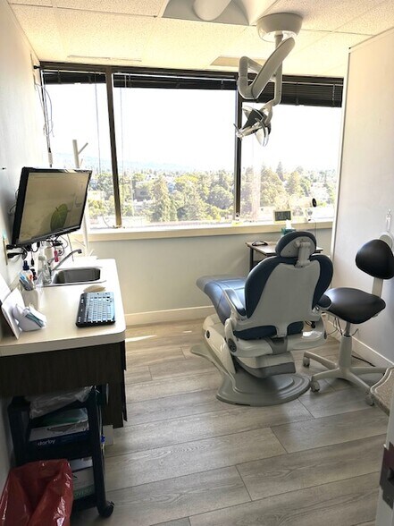 More Photos Of 3300 Webster St, Oakland Medical For Lease