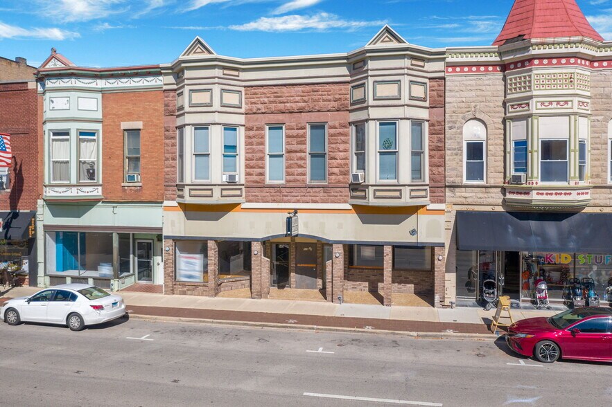 More Photos Of 137 E Lincoln Hwy, Dekalb General Retail For Sale