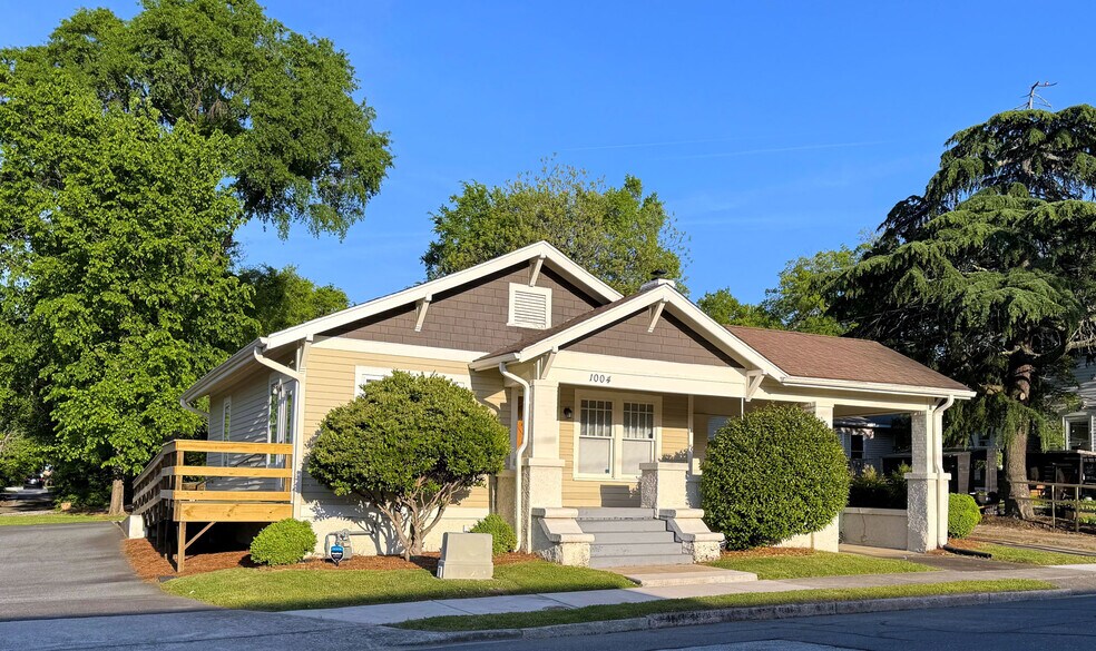 Primary Photo Of 1004-1006 Olive St, Greensboro Office For Sale