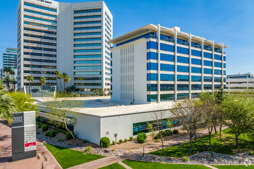 More Photos Of 3033 N Central Ave, Phoenix Office For Sale