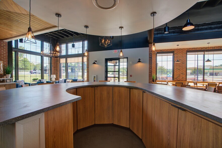 More Photos Of 640 Braves Blvd NE, Rome Freestanding For Sale