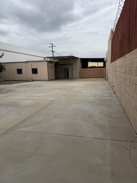 More Photos Of 15044 Proctor Ave, City of Industry Manufacturing For Sale