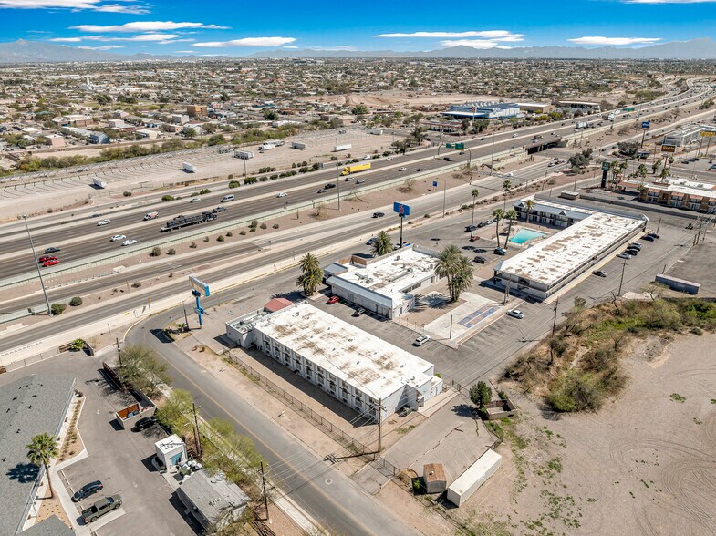 More Photos Of 1000 S Freeway, Tucson Rehabilitation Center For Lease