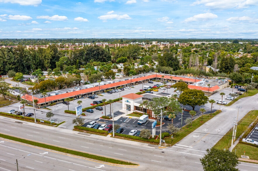 More Photos Of 6651-6689 Lake Worth Rd, Lake Worth Unknown For Lease