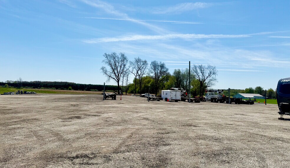 More Photos Of 1347 W Britton Rd, Morrice Truck Terminal For Lease