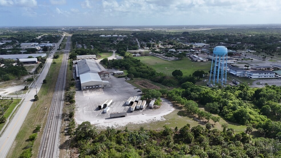 More Photos Of 2600 45th St, Vero Beach Food Processing For Sale