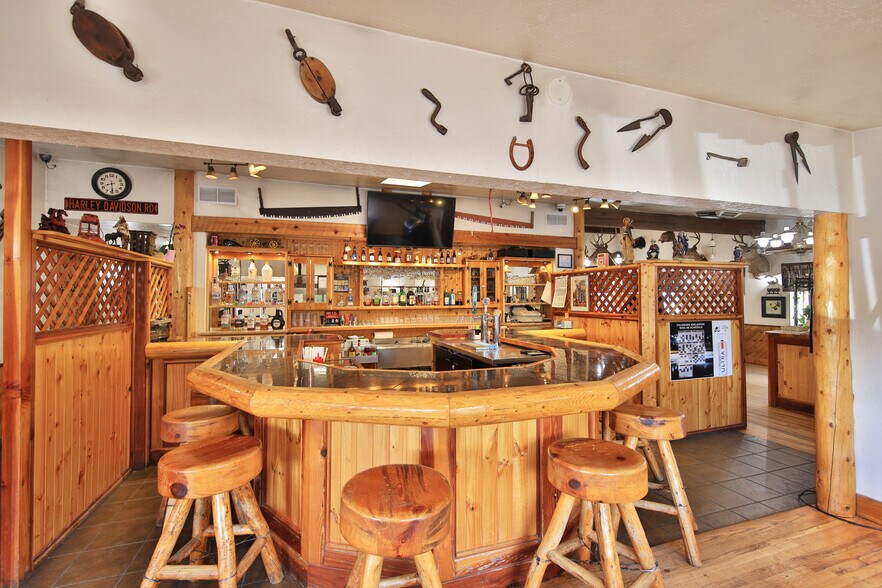 More Photos Of 10900 Hwy 65, Mesa Hotel For Sale