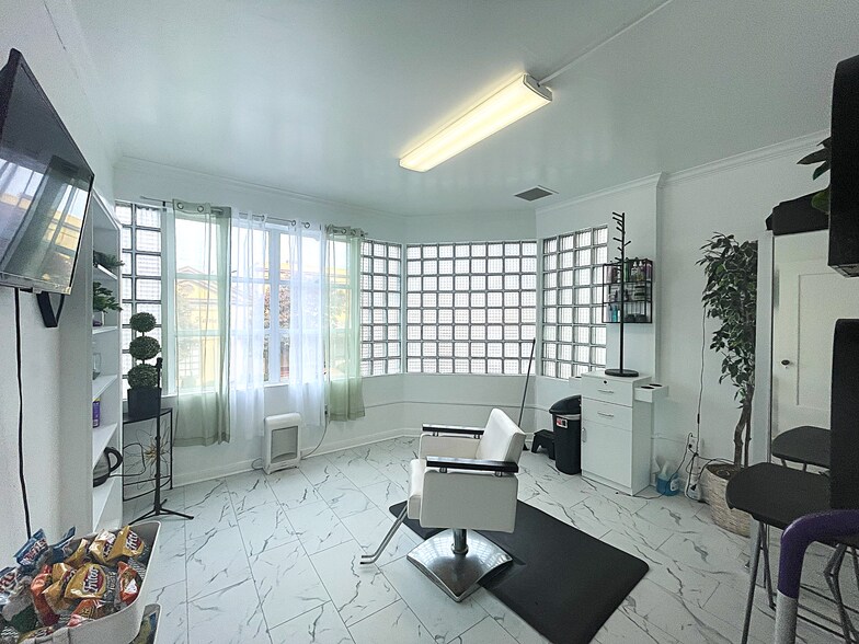 More Photos Of 519-525 Capitol St, Vallejo Loft Creative Space For Sale