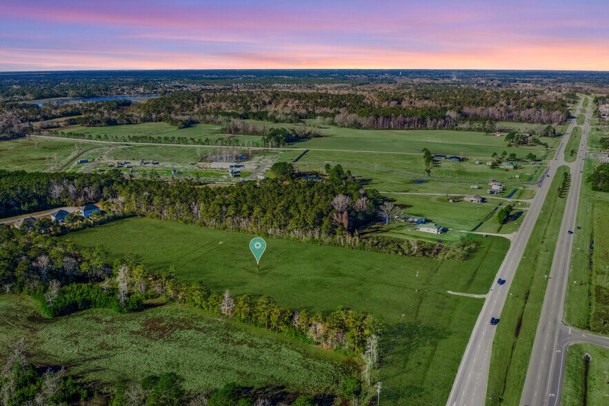 More Photos Of 4178 Freedom Way, Hubert Land For Lease