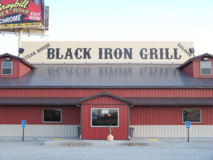 Primary Photo Of 1300 US Highway 136 W, Rock Port Restaurant For Sale