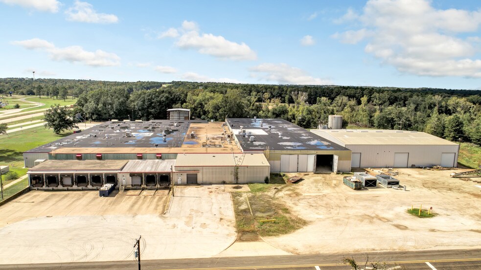 More Photos Of 13343 Interstate 20 E, Tyler Warehouse For Lease