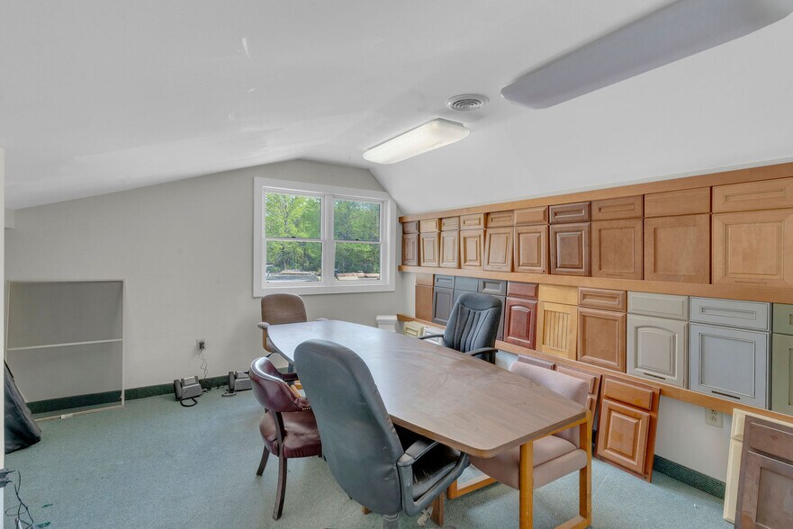 More Photos Of 484 Monmouth Rd, Millstone Township Showroom For Sale