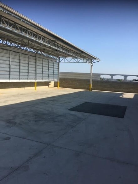 More Photos Of 9215 Birch St, Spring Valley Auto Salvage Facility For Sale