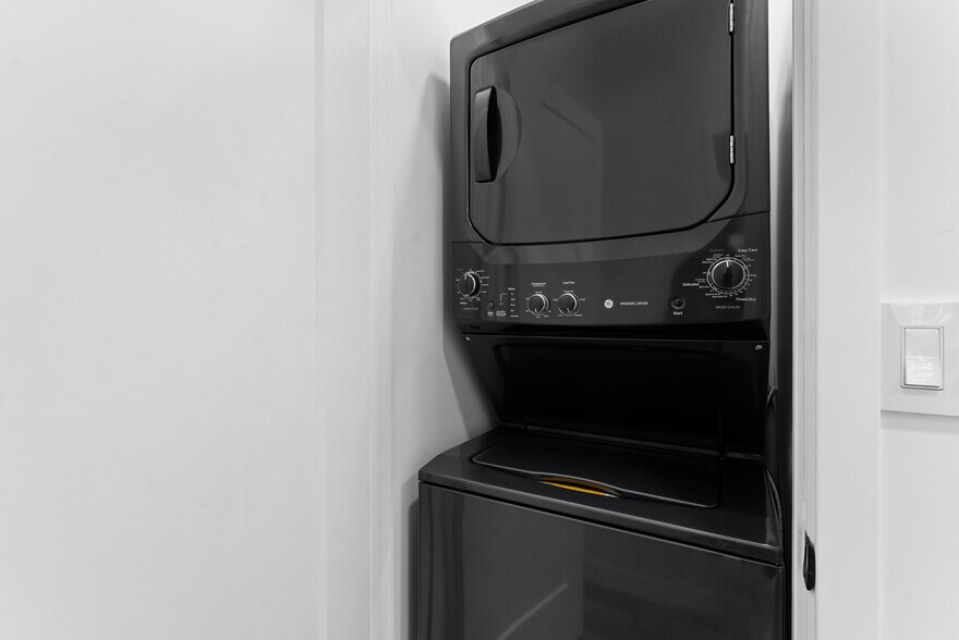 More Photos Of 832 Desty St, San Diego Apartments For Sale