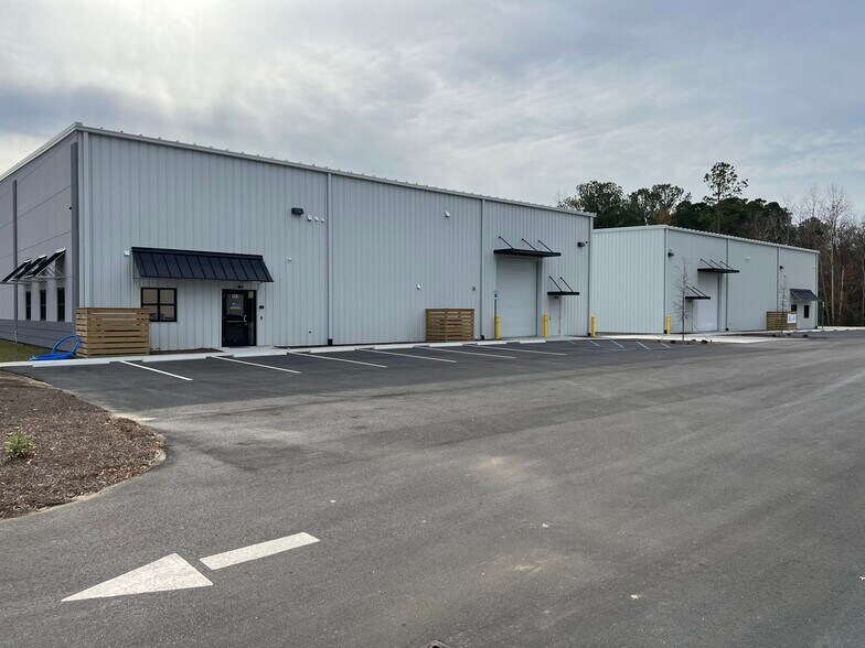 More Photos Of 7635 Southrail Road, North Charleston Industrial For Lease