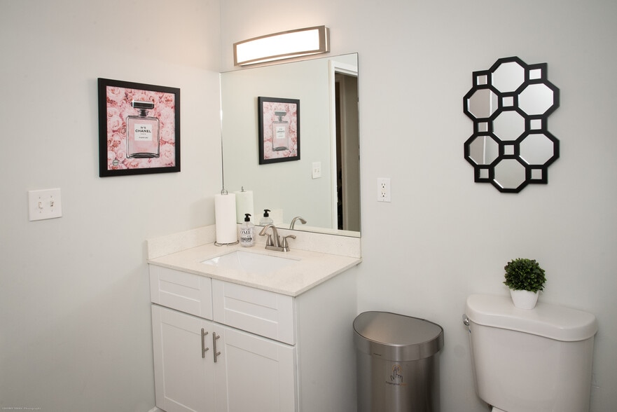 More Photos Of 85 SW 5th Ave, Delray Beach Office For Lease