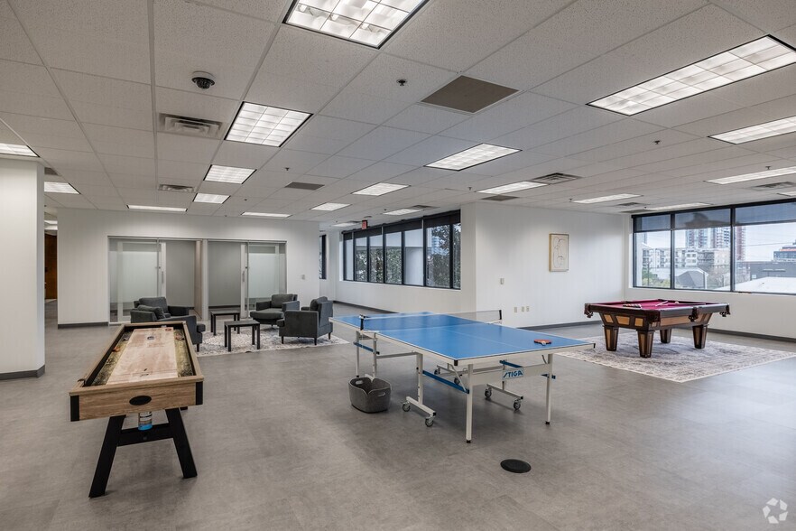 More Photos Of 1 Music Cir N, Nashville Coworking Space