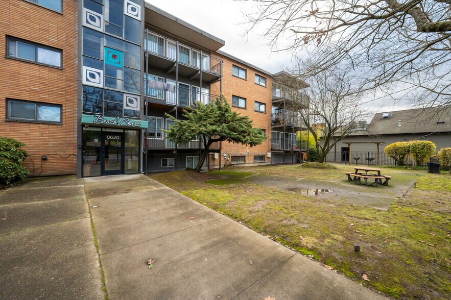 More Photos Of 8630 Rainier Ave S, Seattle Multifamily For Sale