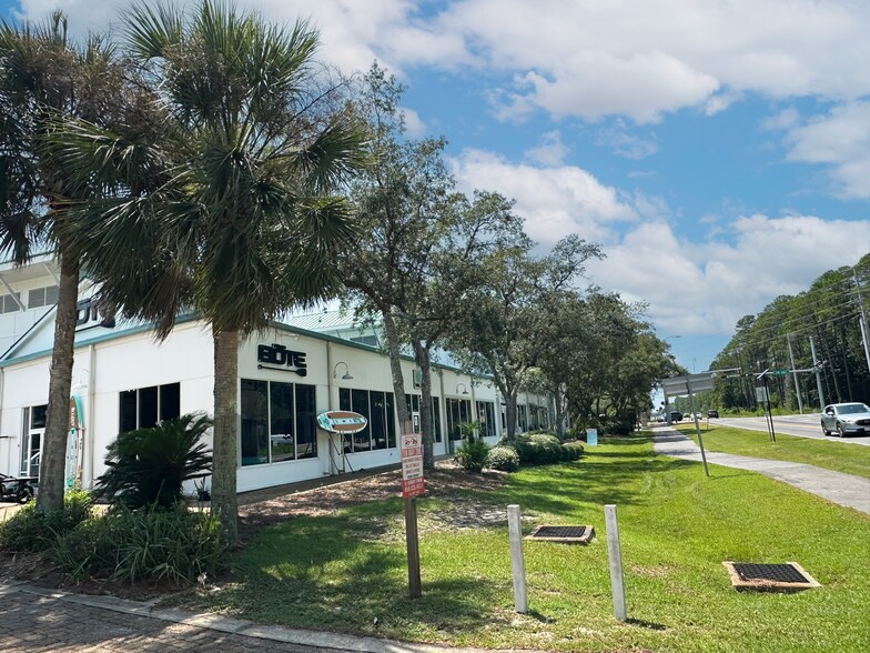 More Photos Of 32 E County Highway 30-A, Santa Rosa Beach Freestanding For Lease
