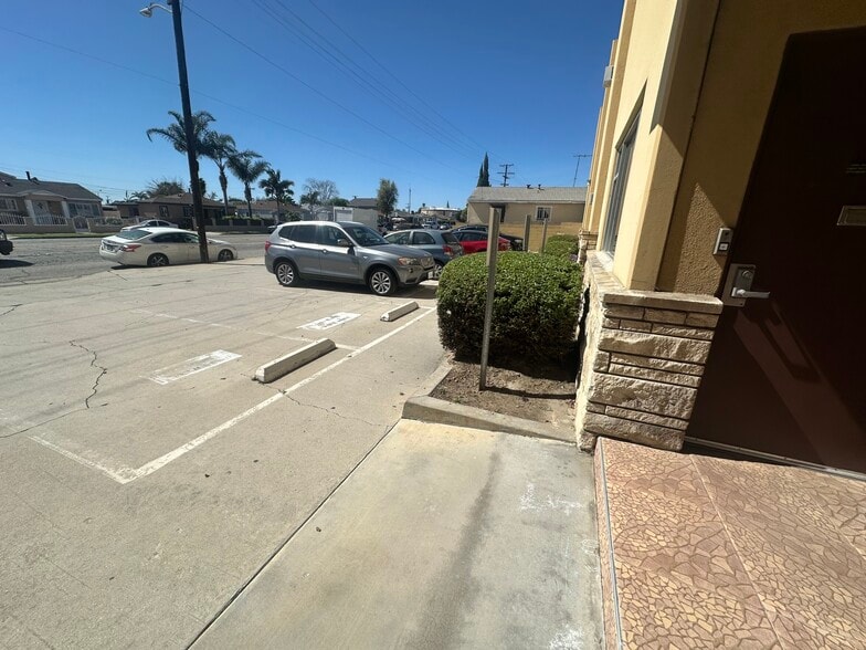 More Photos Of 4307 Rosecrans Ave, Compton Specialty For Lease