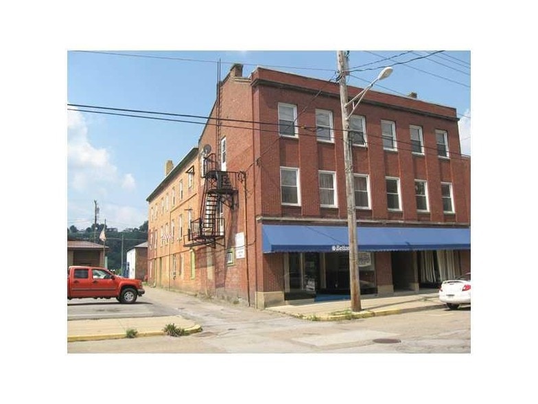 More Photos Of 139-141 S Jefferson St, Kittanning Apartments For Lease
