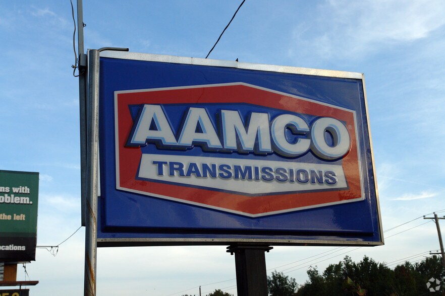 More Photos Of 1216 Street Rd, Bensalem Auto Repair For Sale
