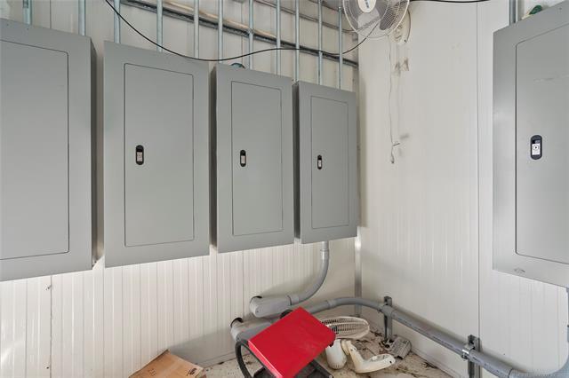 More Photos Of 603 Elgin St, Muskogee Manufacturing For Sale