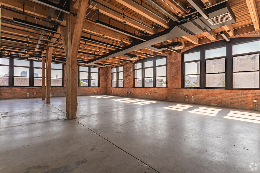 Primary Photo Of 94 9th St, Brooklyn Office For Lease