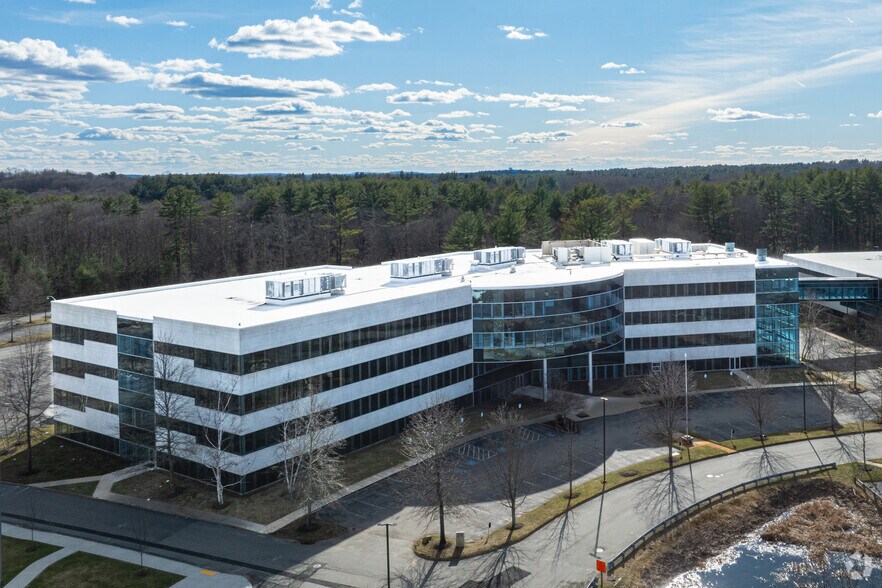 More Photos Of 174 Middlesex Tpke, Bedford Unknown For Lease