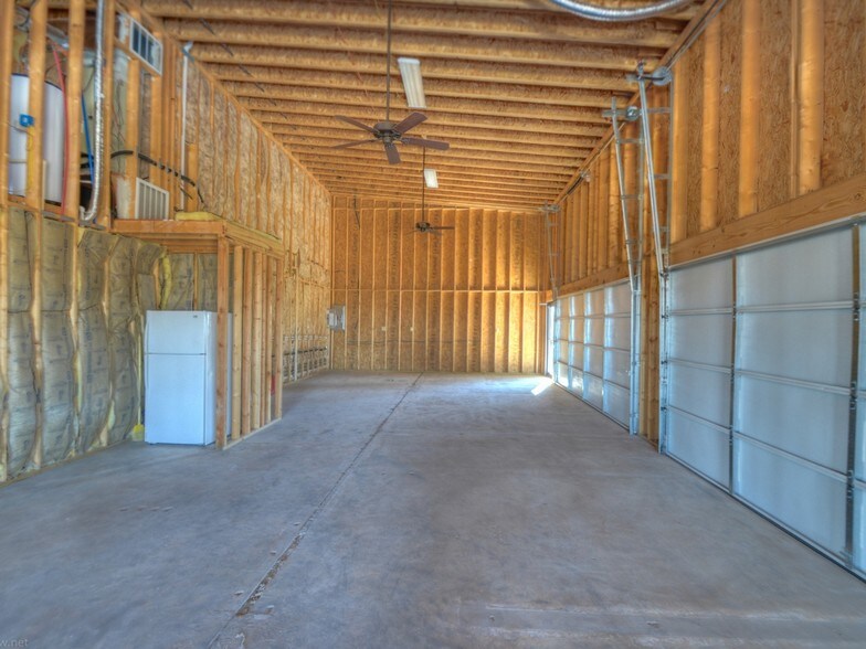 More Photos Of 5526 N US Highway 281, Marble Falls Office For Sale