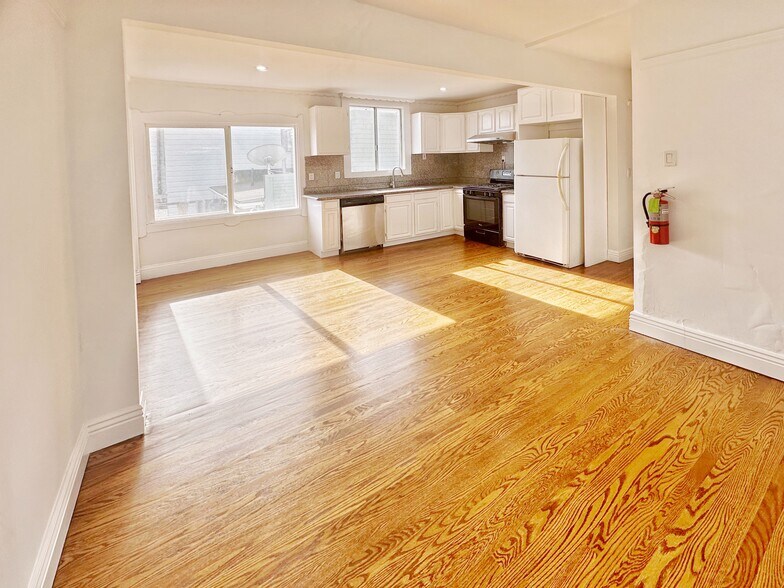 More Photos Of 108 Naglee Ave, San Francisco Apartments For Sale