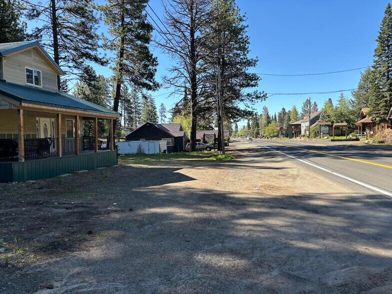 More Photos Of 305 N 3rd St, Mccall Freestanding For Sale