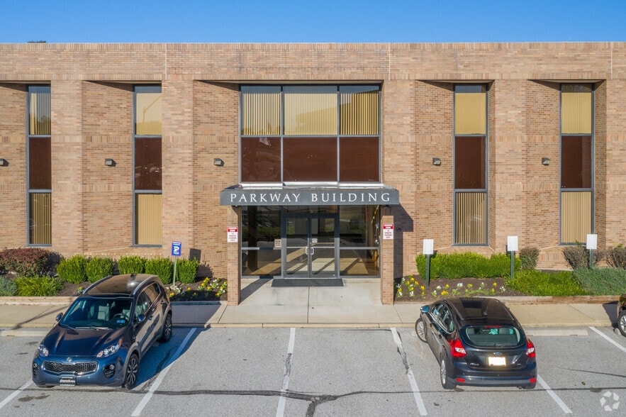 More Photos Of 7257 Parkway Dr, Hanover Office For Sale