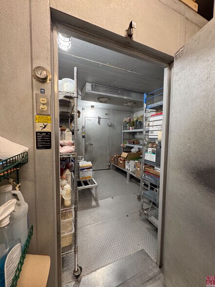 More Photos Of 1320 E Main St, Meriden Restaurant For Sale