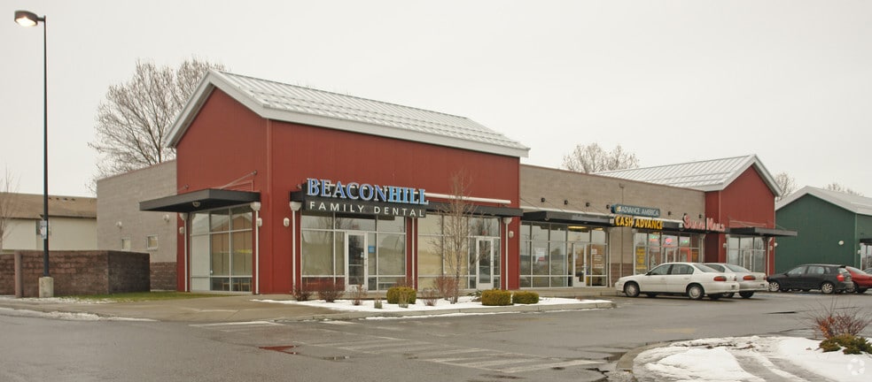 Primary Photo Of 4007-4015 N Market St, Spokane General Retail For Lease