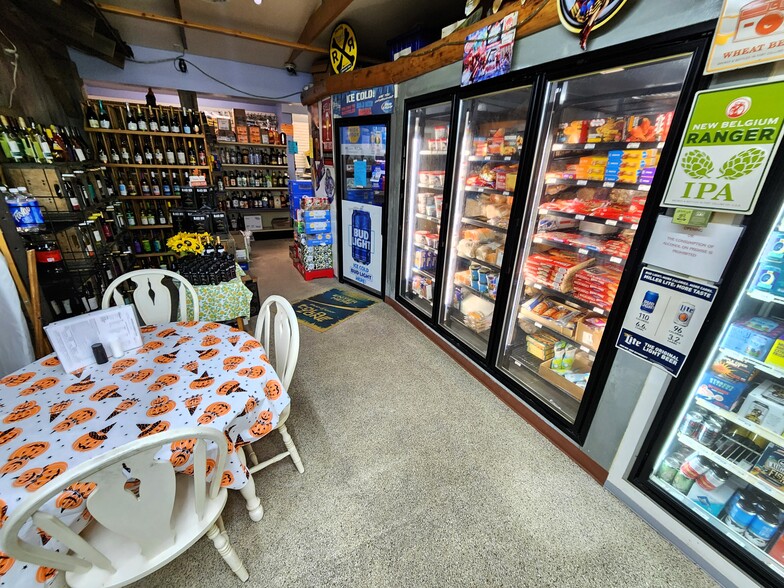 More Photos Of 4044 Garfield Rd, Kingsley Convenience Store For Sale