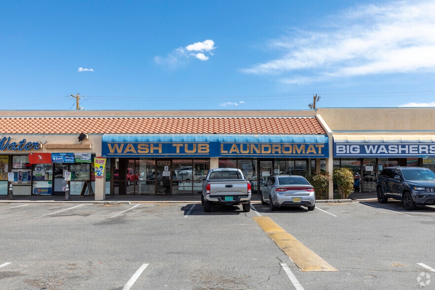 More Photos Of 640 Coors Blvd NW, Albuquerque Restaurant For Lease