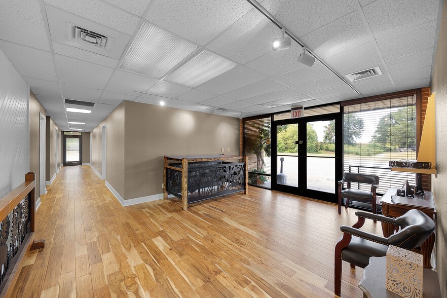 More Photos Of 30 Sullivan Dr, Bells Flex For Sale