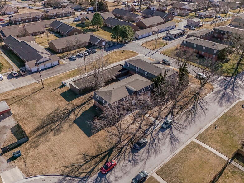 More Photos Of 3102 Sierra Pky, Hutchinson Apartments For Sale