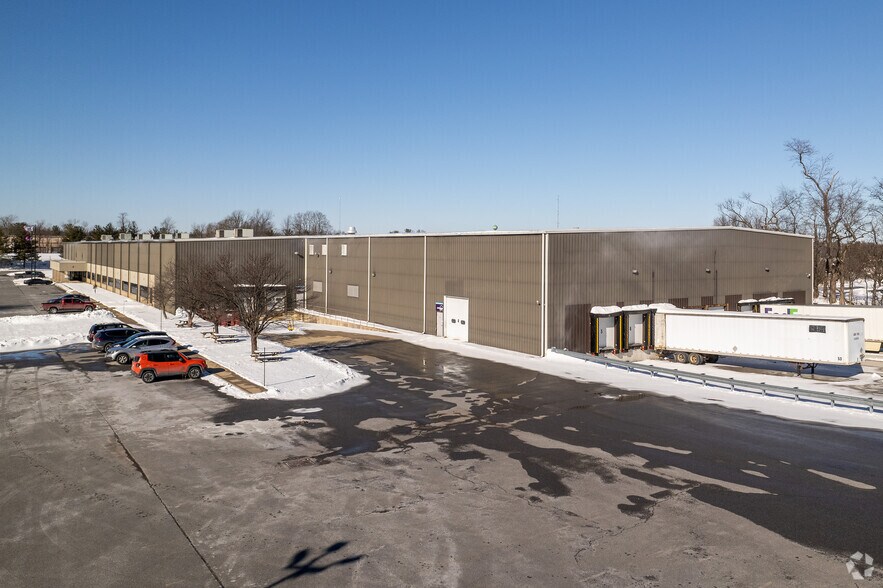 Primary Photo Of 426 Industrial Blvd, Kearneysville Manufacturing For Lease