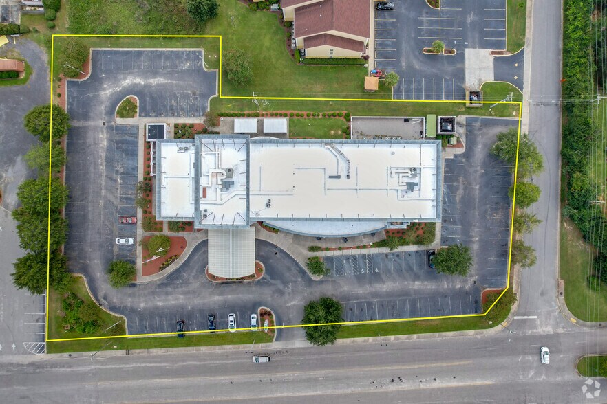 More Photos Of 139 Bradford Blvd, Santee Hotel For Sale