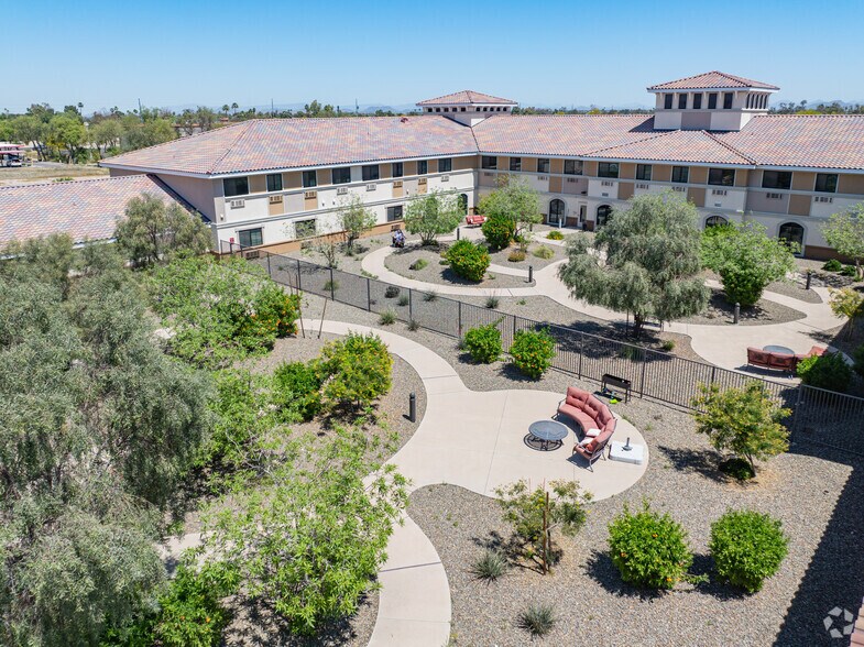More Photos Of 8880 N 107th Ave, Peoria Assisted Living For Sale