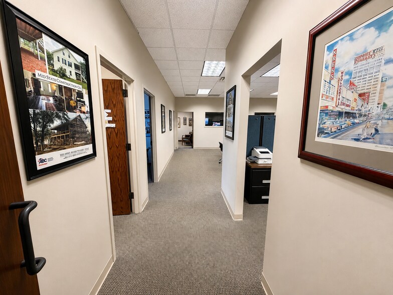 More Photos Of 100 Briarwood West Dr, Jackson Unknown For Lease