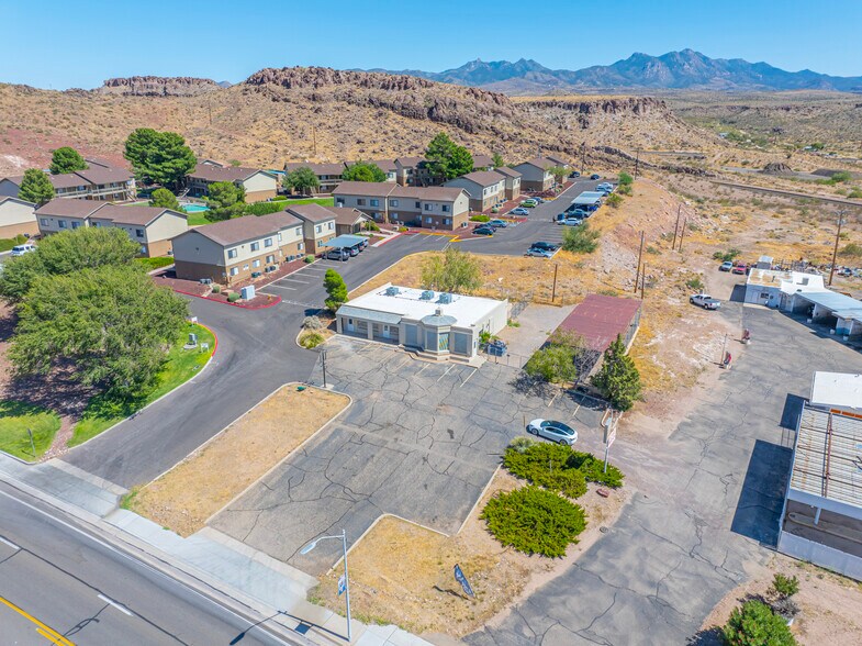 More Photos Of 1200 E Andy Devine Ave, Kingman Office For Sale