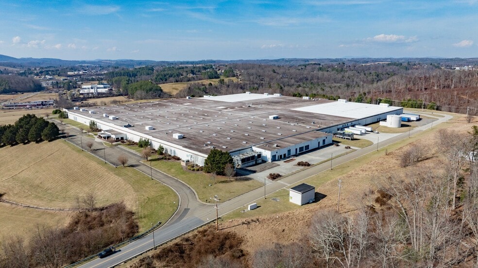 Primary Photo Of 1 Advanced Technology Dr, Hillsville Manufacturing For Sale